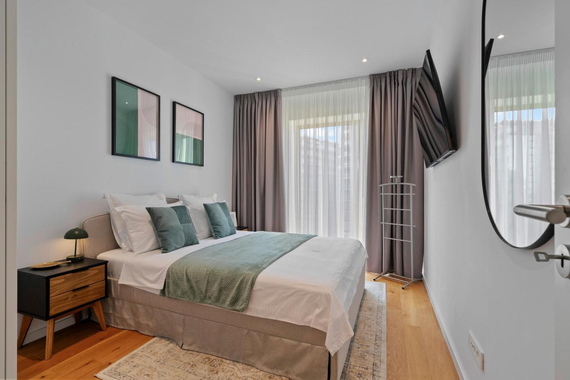 Apartament Mido With Parking And Self Check-in