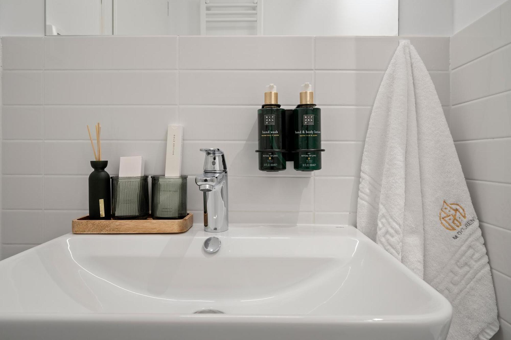 Apartament Mido With Parking And Self Check-in *