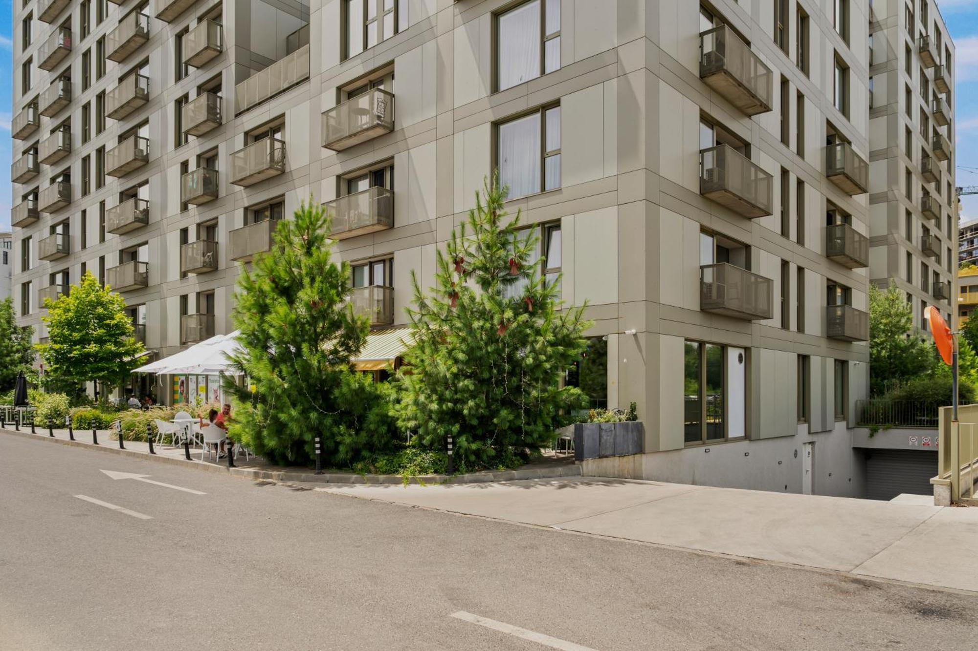 Apartament Mido With Parking And Self Check-in Bucureşti